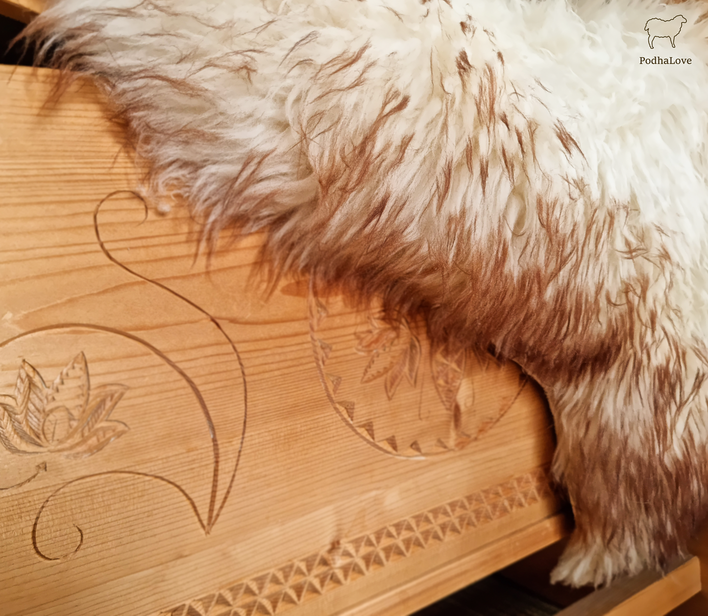 Sheepskin Premium Sheepskin Rug Natural Round Large XXL
