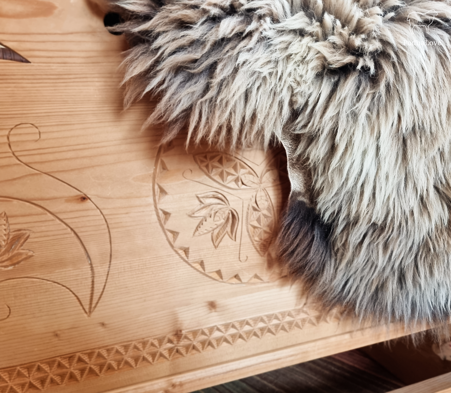 Sheepskin Premium Sheepskin Rug Natural Round Large XXL