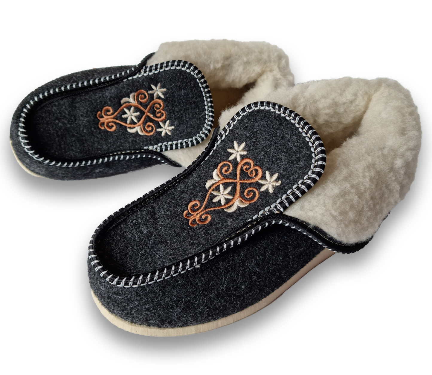 Highlander Home Slippers Warm Woolen Warm Winter Leather Slippers