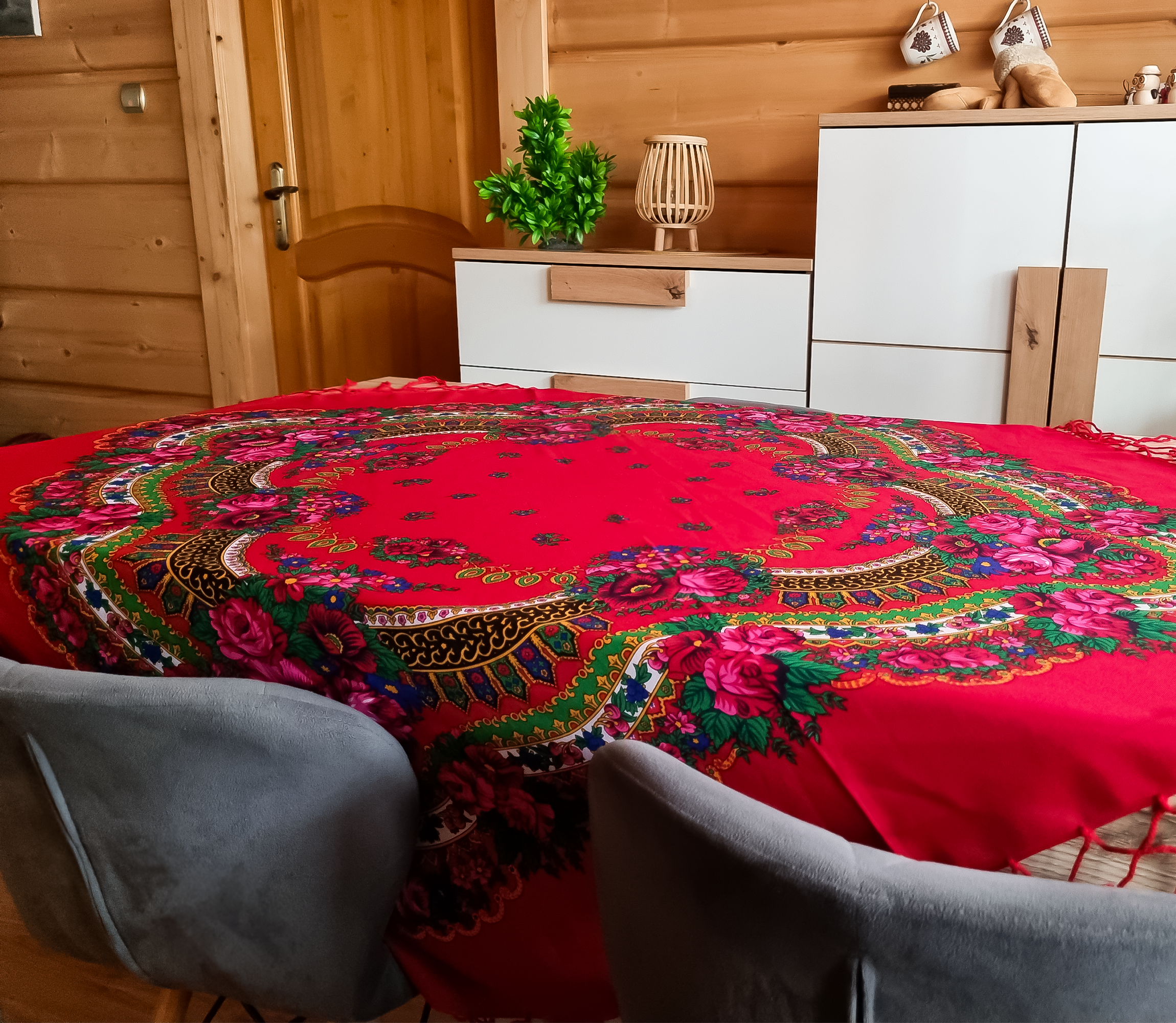 Red Highlander Scarf, Folk Regional Scarf, Large Decorated for Christmas