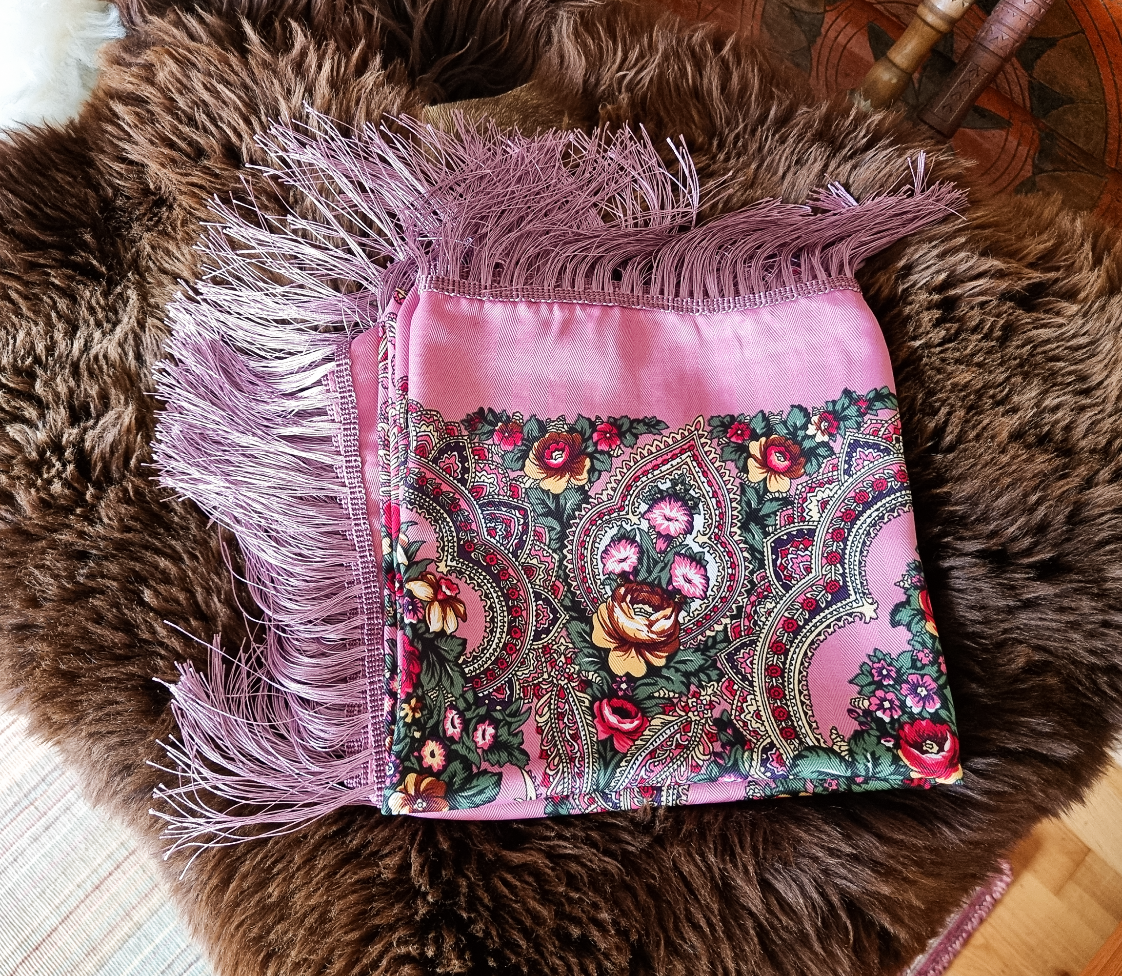 Green Folk Highlander Scarf, Large Decorated Regional Scarf for Christmas