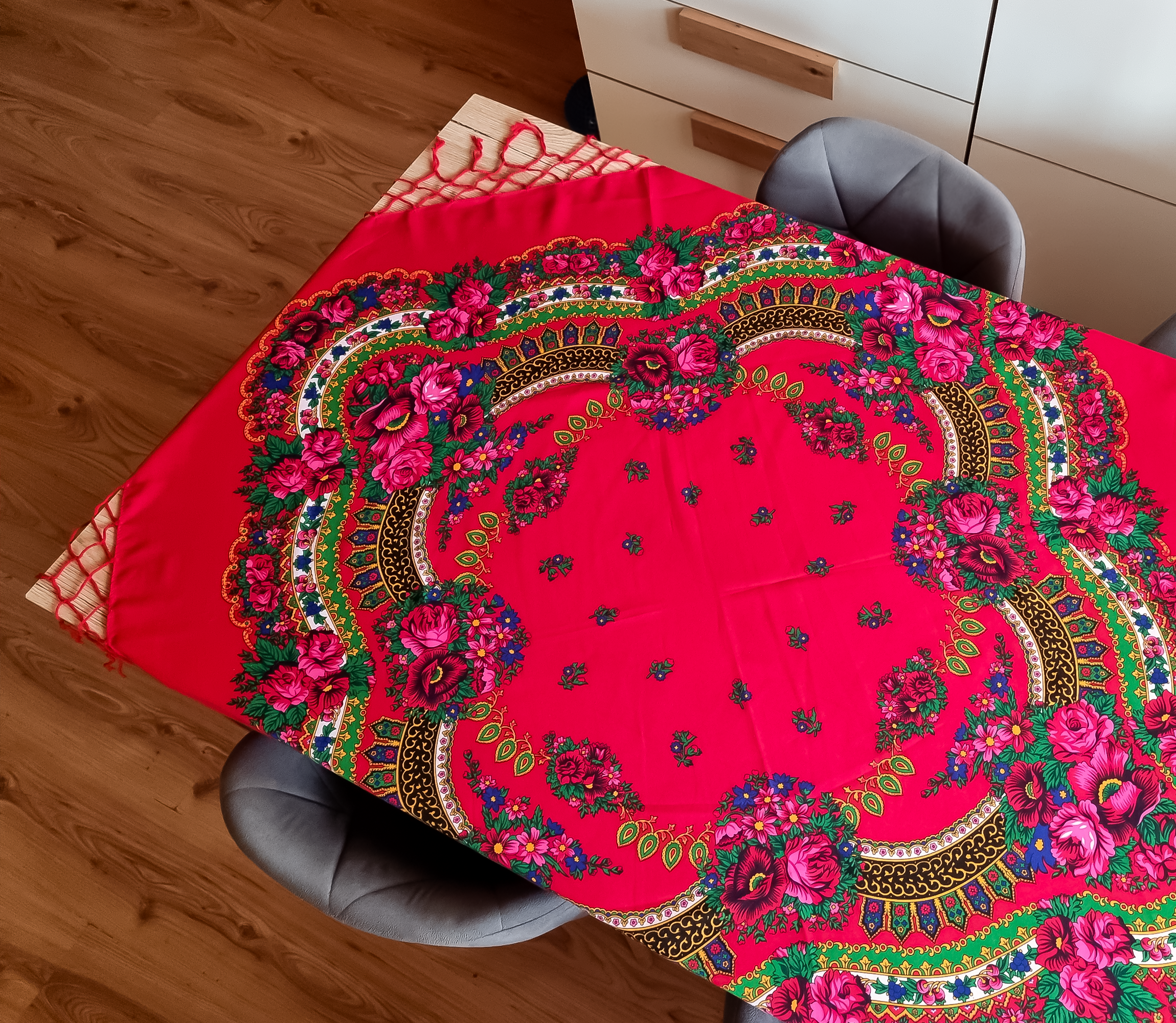 Red Highlander Scarf, Folk Regional Scarf, Large Decorated for Christmas