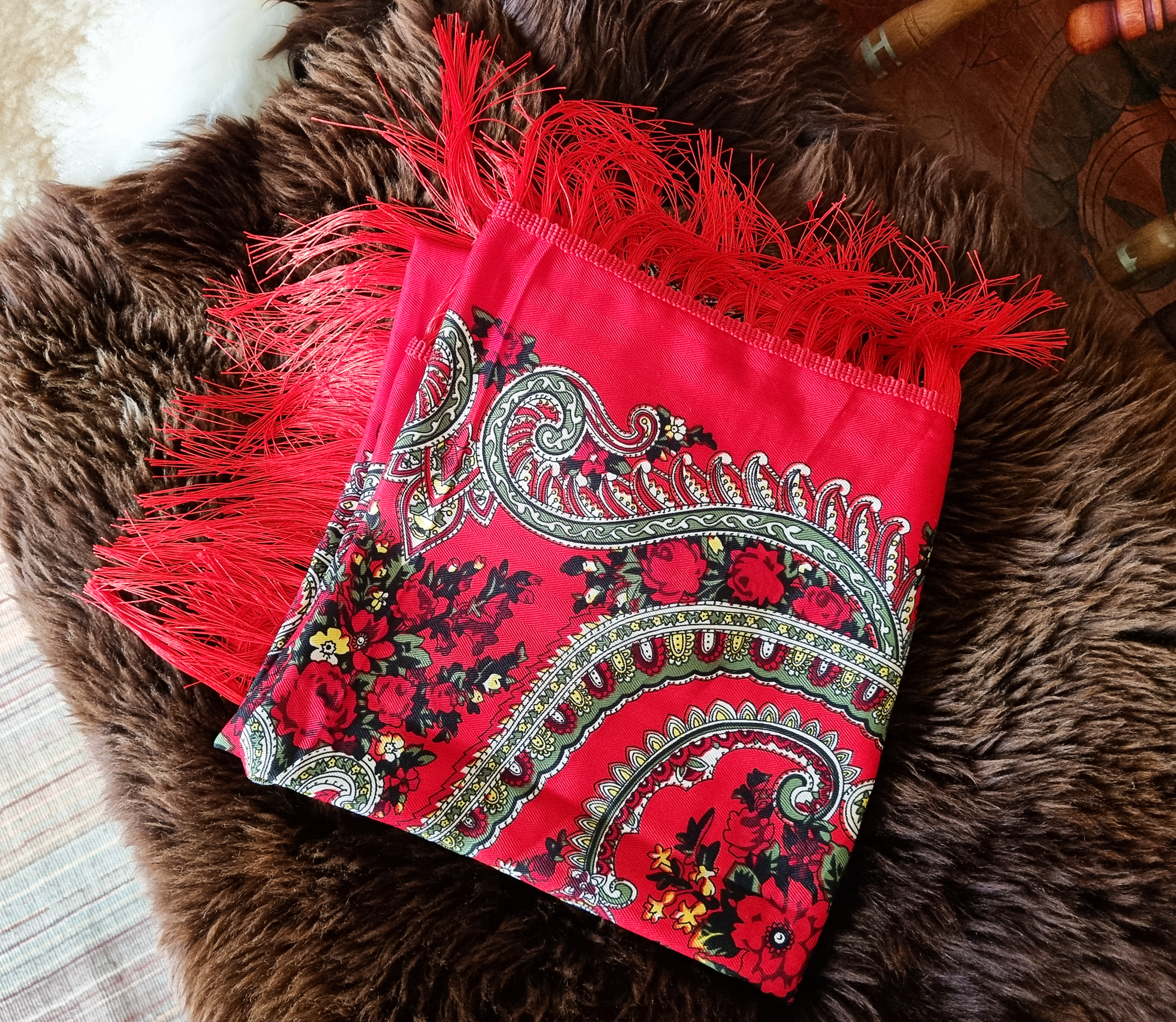 Green Folk Highlander Scarf, Large Decorated Regional Scarf for Christmas