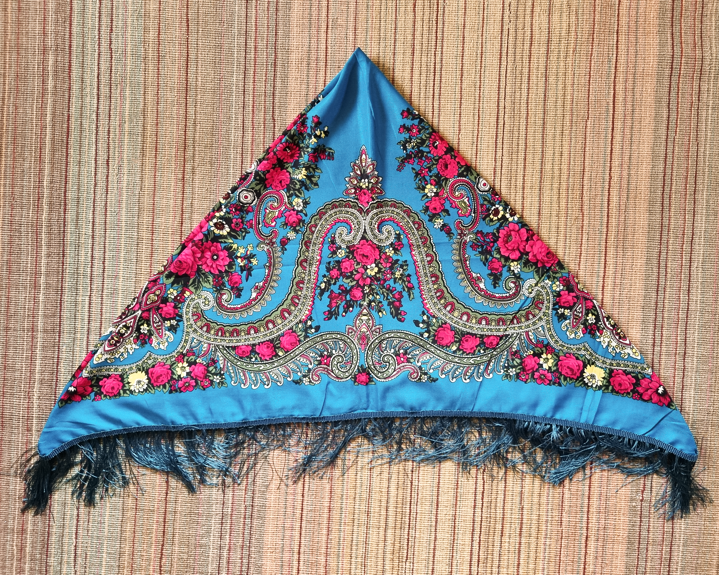 Green Folk Highlander Scarf, Large Decorated Regional Scarf for Christmas