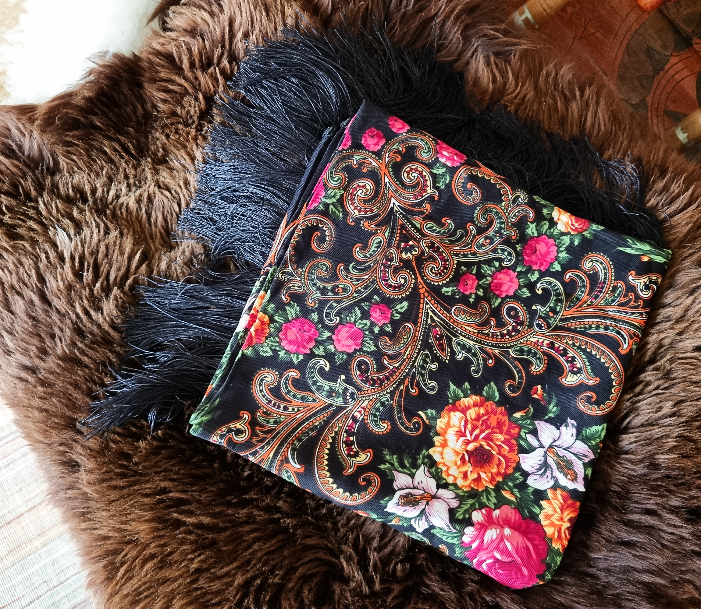 Green Folk Highlander Scarf, Large Decorated Regional Scarf for Christmas