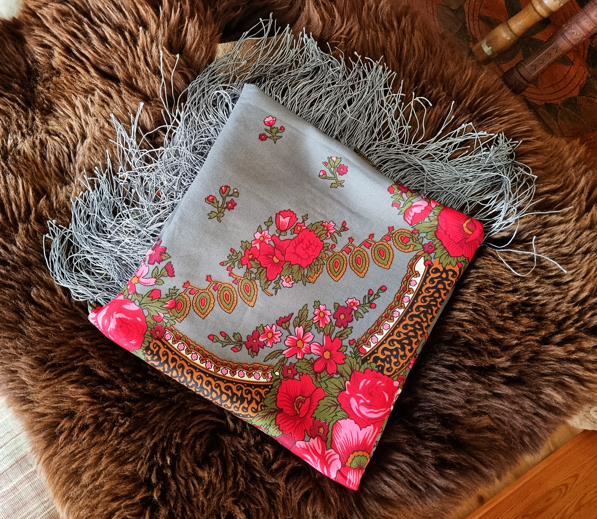 Green Folk Highlander Scarf, Large Decorated Regional Scarf for Christmas